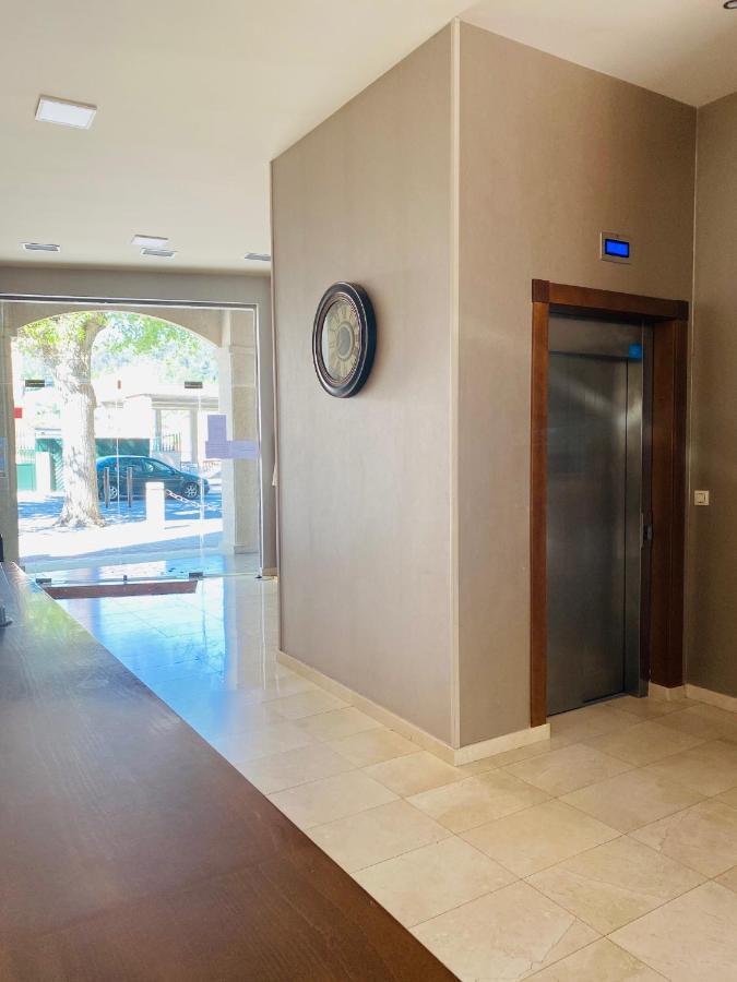 Hotel Av Apartamentos Lobios Ngoại thất bức ảnh